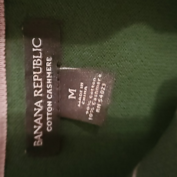 Green Banana Republic Sweater medium. Cotton cashmere blend - Picture 3 of 6